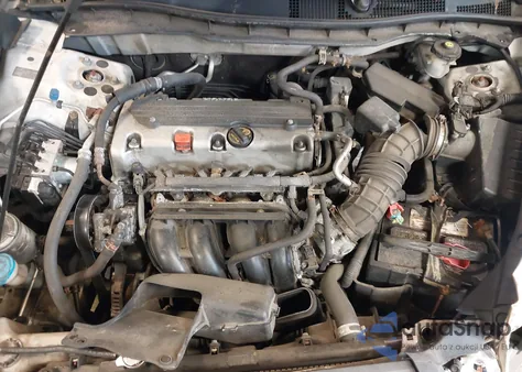 2011 Honda Accord 2.4 Se from USA, damaged, VIN 1HGCP2F62BA041051